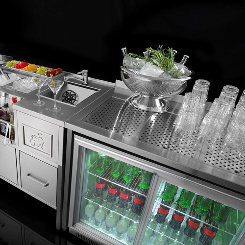 Product photo Stainless steel drip tray with drain. With supports for fixing to the wall 3